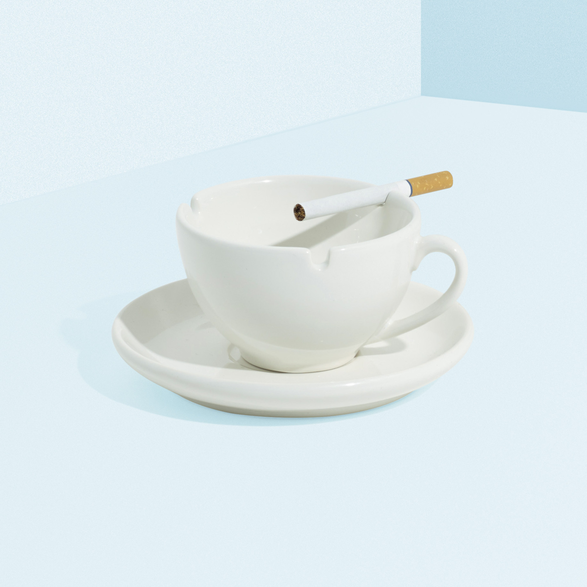 141_1_lawrence_laske_design_studio_and_collected_works_october_2014_lawrence_laske_niki_ashtray__wright_auction